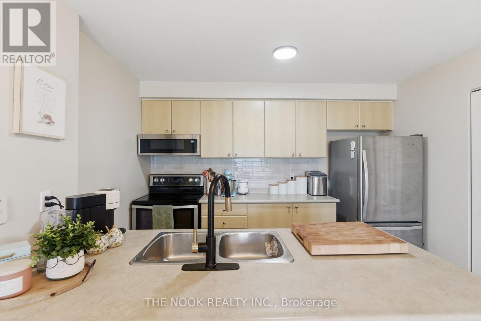 309 - 83 Aspen Springs Drive, Clarington, Ontario L1C 5J7 - Photo 5 - E12924508