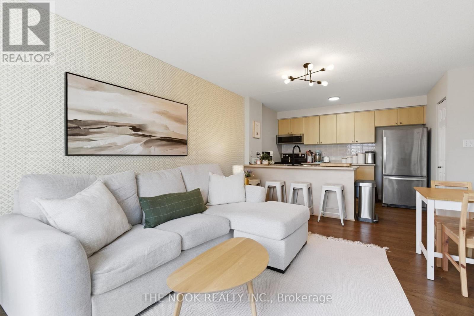 309 - 83 Aspen Springs Drive, Clarington, Ontario L1C 5J7 - Photo 9 - E12924508