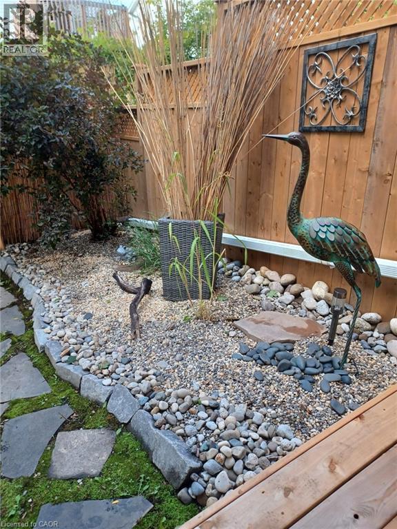 54 Green Valley Drive Unit# 12, Kitchener, Ontario  N2P 1Z9 - Photo 27 - 40814029