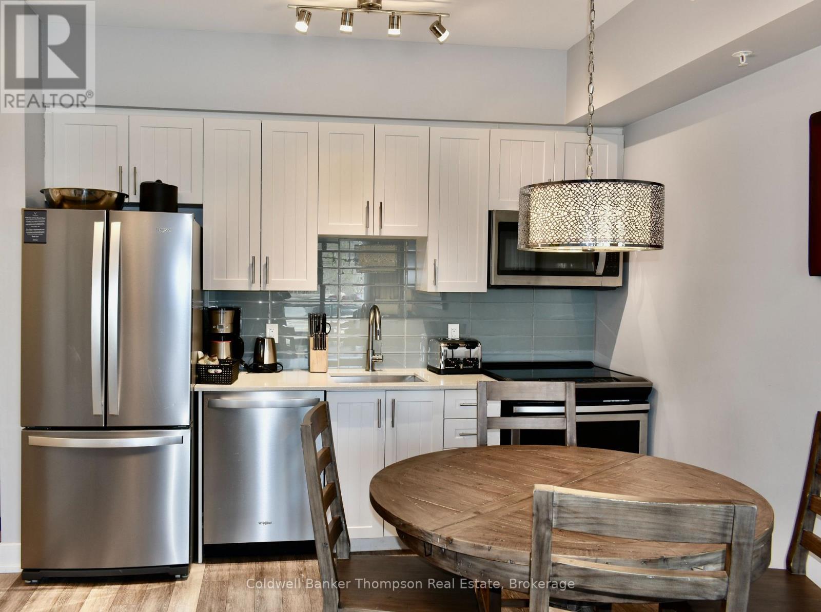 216 - 25 Pen Lake Point Road, Huntsville, Ontario P1H 1A9 - Photo 7 - X12924510