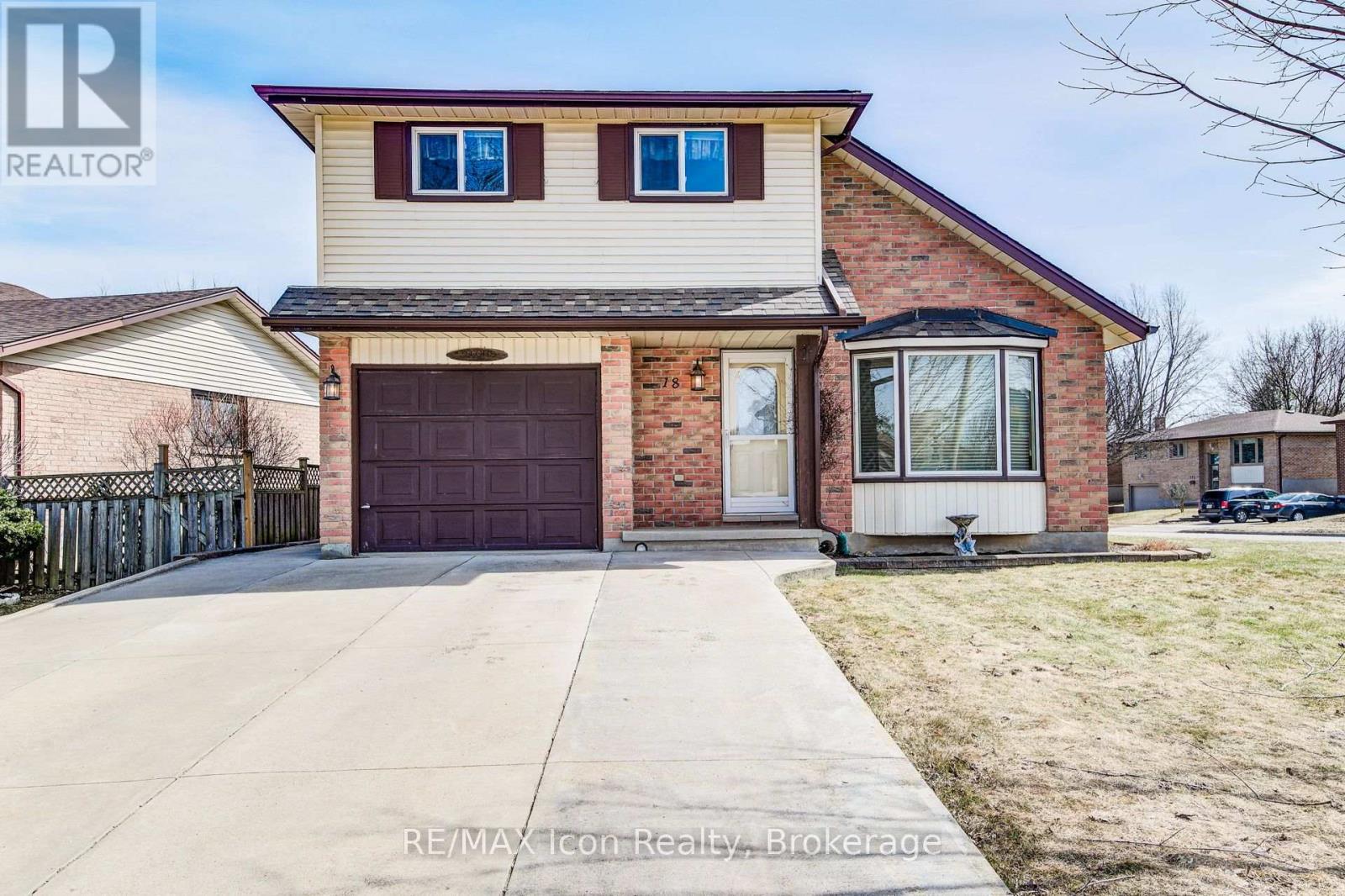 18 Smart Street, Guelph (Kortright West), Ontario  N1G 4L4 - Photo 1 - X12924566