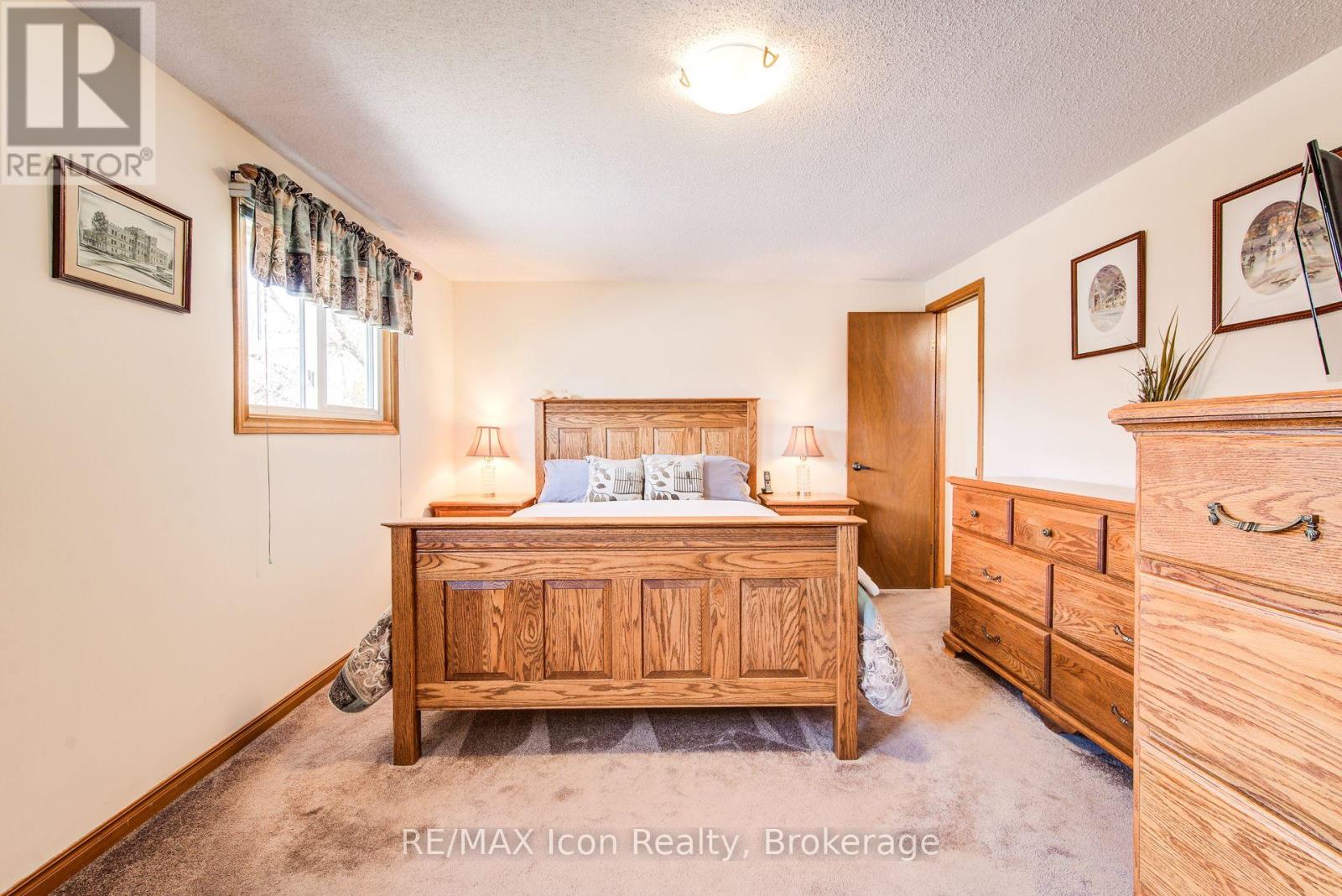 18 Smart Street, Guelph (Kortright West), Ontario  N1G 4L4 - Photo 22 - X12924566