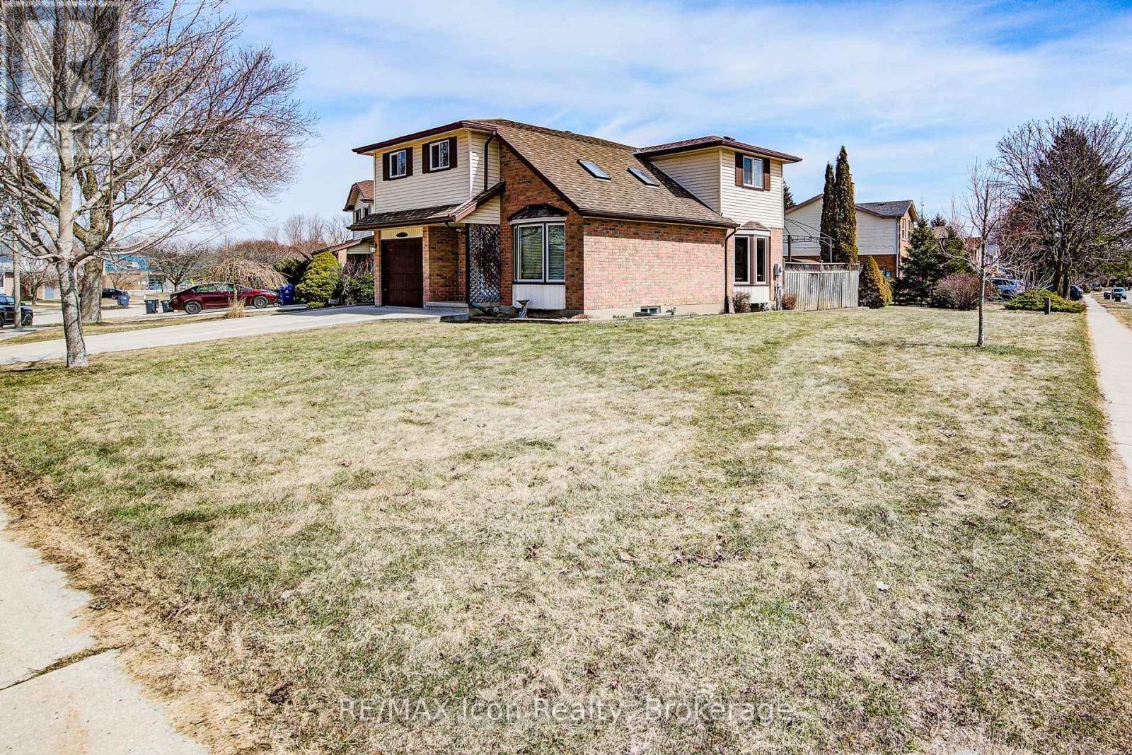 18 Smart Street, Guelph (Kortright West), Ontario  N1G 4L4 - Photo 42 - X12924566