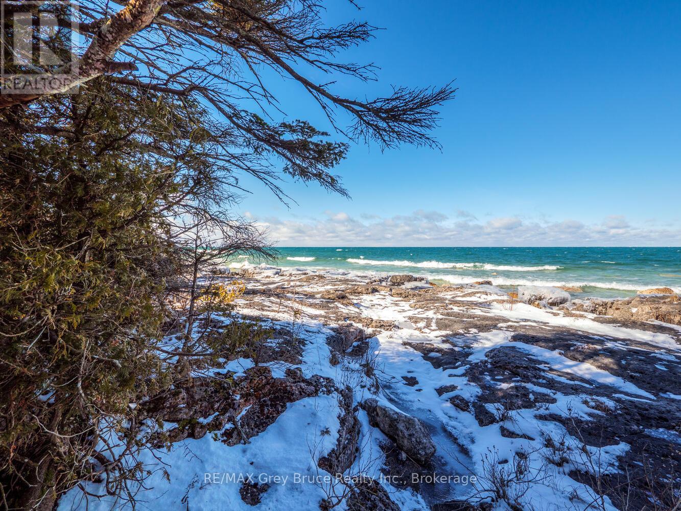 90 Greenough Point Road, Northern Bruce Peninsula, Ontario  N0H 1W0 - Photo 38 - X12924572