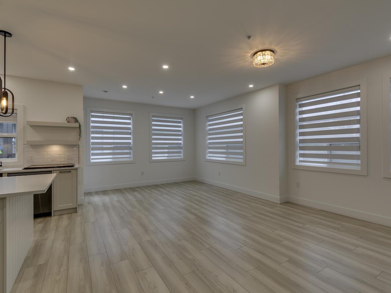 27 32970 Tunbridge Avenue, Mission, British Columbia  V2V 0K9 - Photo 4 - R3070536