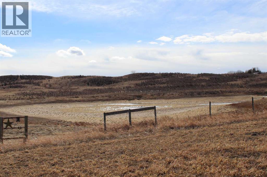 264202 Lochend Road, Rural Rocky View County, Alberta  T4C 1A2 - Photo 17 - A2294899