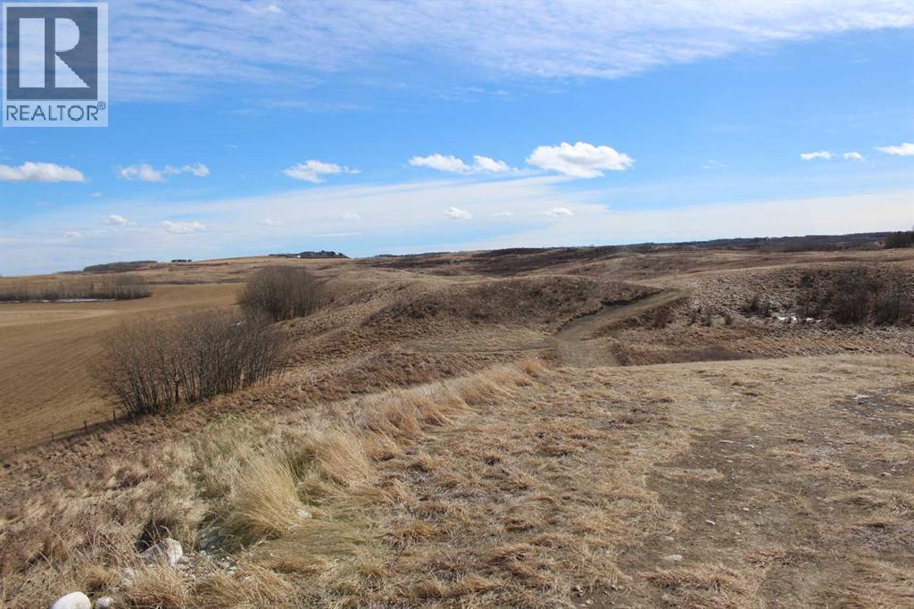 264202 Lochend Road, Rural Rocky View County, Alberta  T4C 1A2 - Photo 5 - A2294899