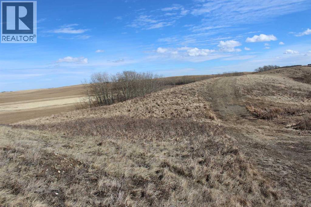 264202 Lochend Road, Rural Rocky View County, Alberta  T4C 1A2 - Photo 7 - A2294899