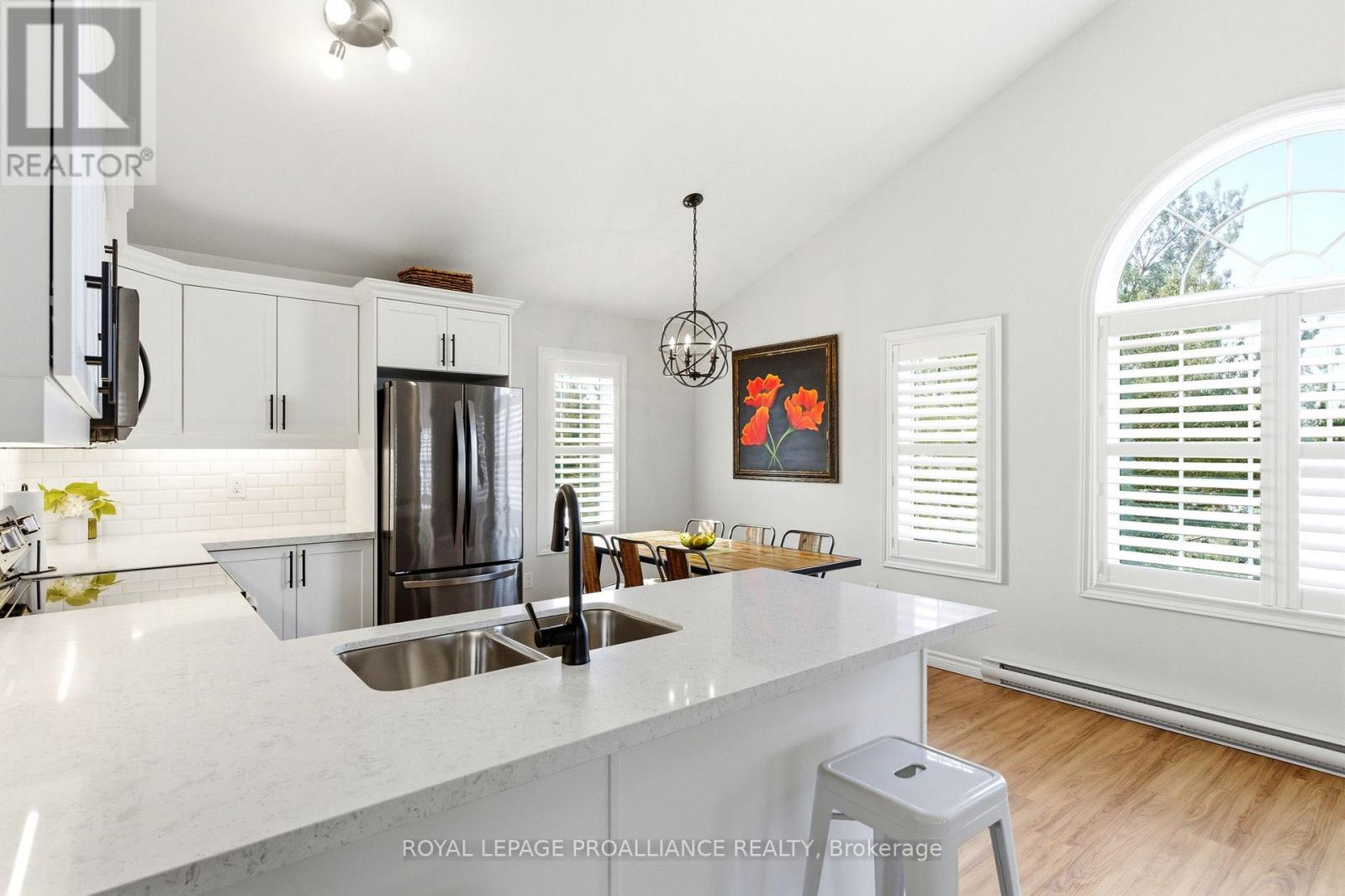 404 - 295 Densmore Road, Cobourg, Ontario  K9A 2S7 - Photo 13 - X12924442