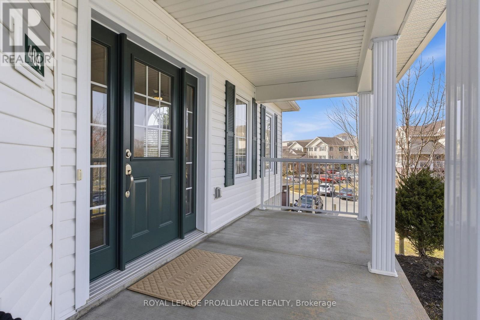 404 - 295 Densmore Road, Cobourg, Ontario  K9A 2S7 - Photo 3 - X12924442