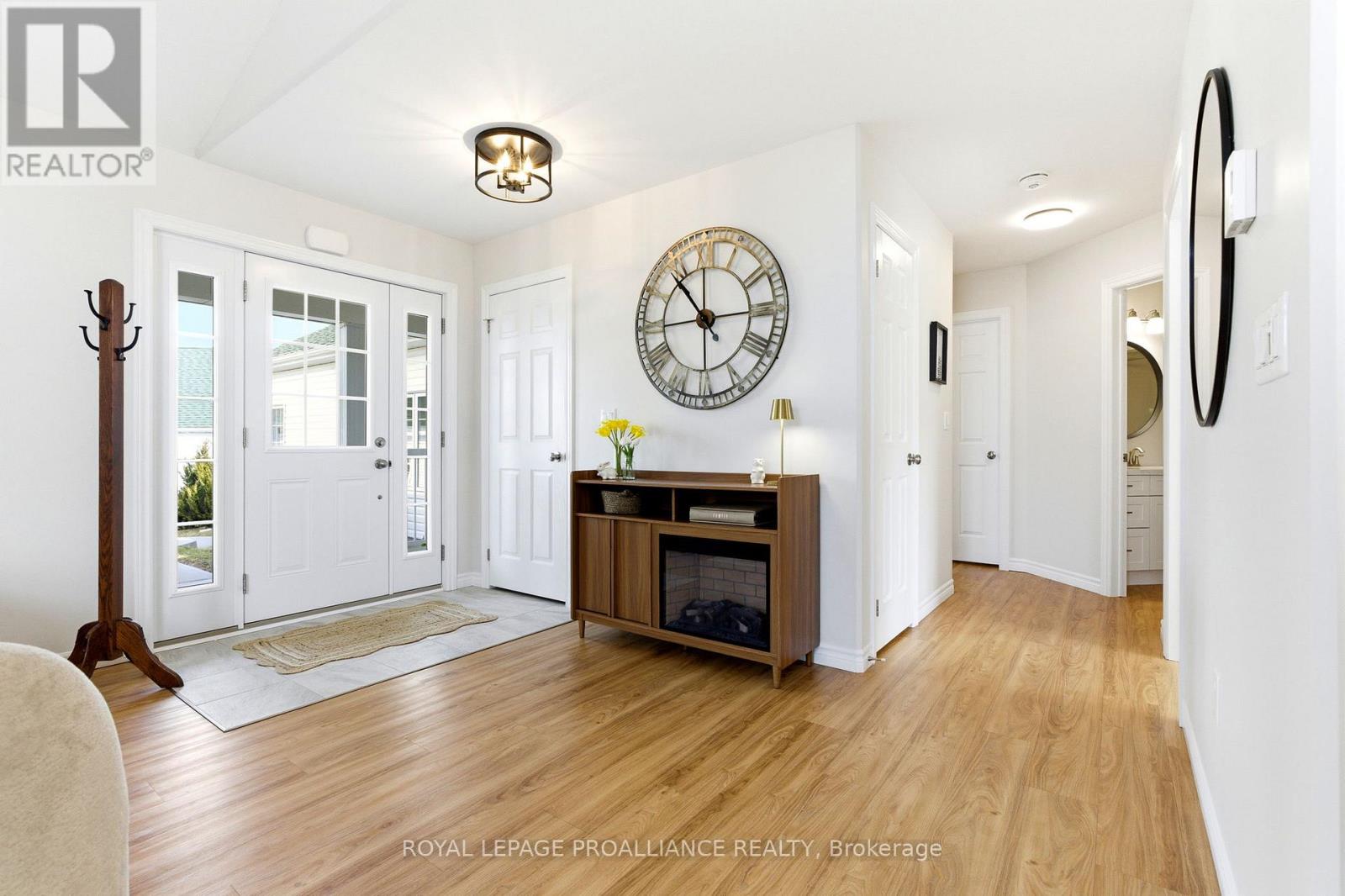 404 - 295 Densmore Road, Cobourg, Ontario  K9A 2S7 - Photo 5 - X12924442