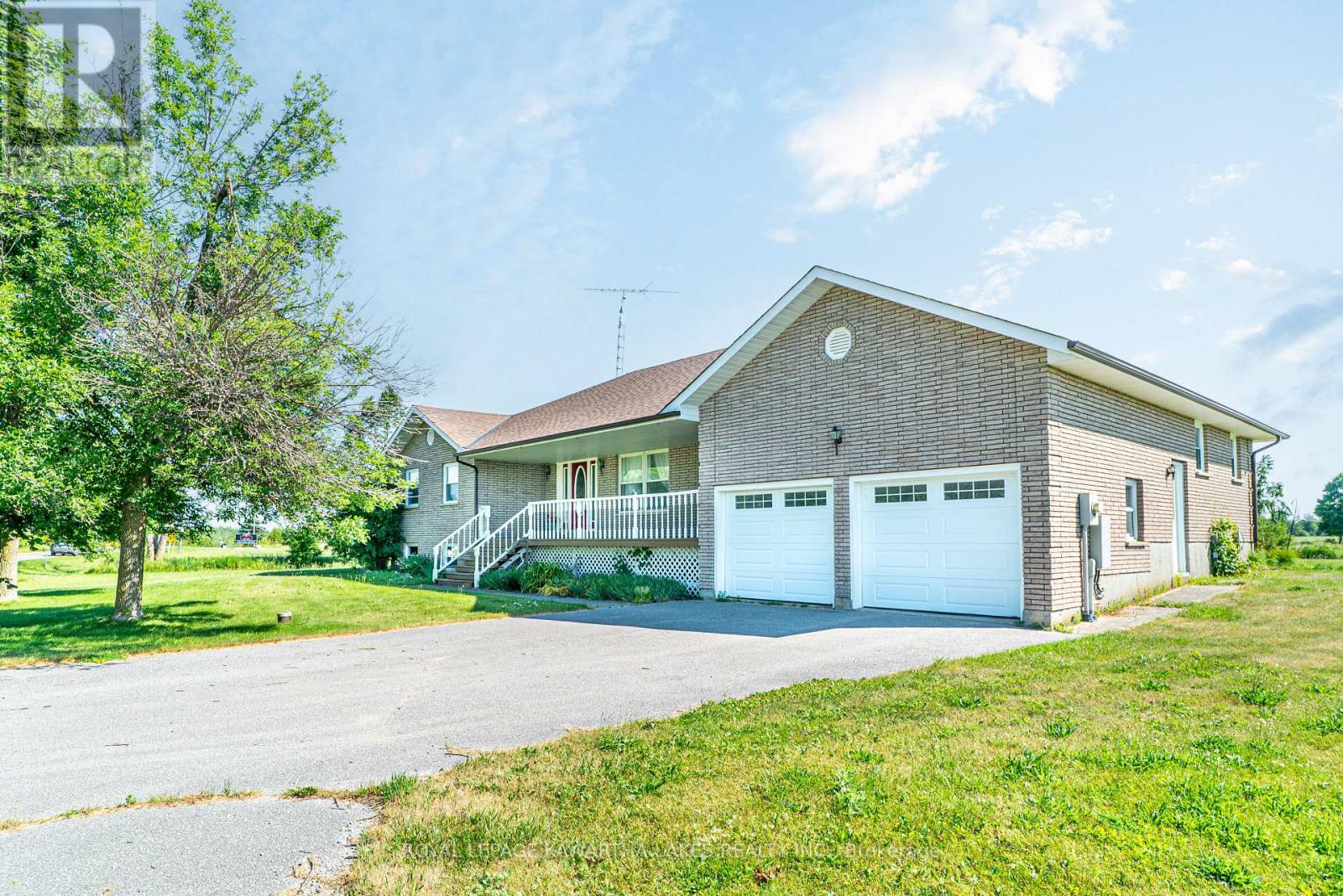 120 Mark Road, Kawartha Lakes, Ontario  K0M 2G0 - Photo 6 - X12924528