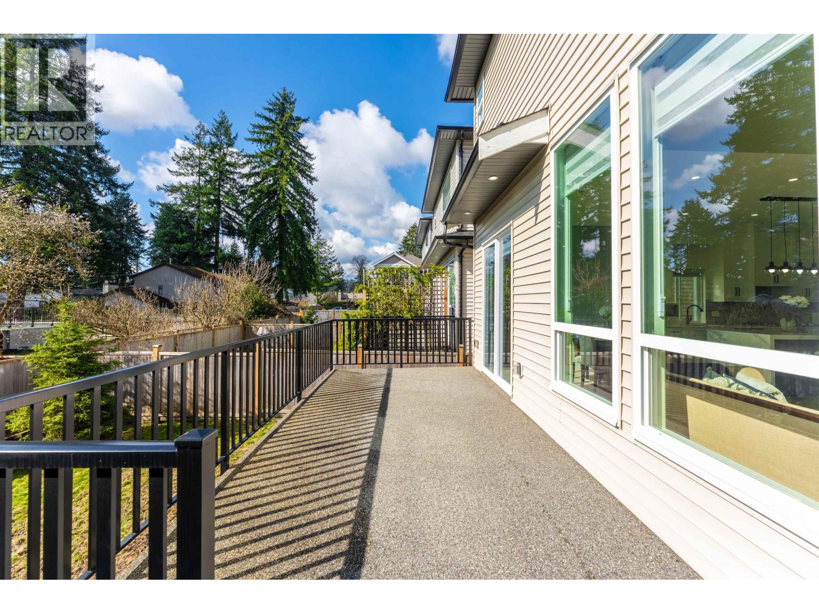 2472 Glenwood Avenue, Port Coquitlam, British Columbia  V3B 1Y7 - Photo 36 - R3102135