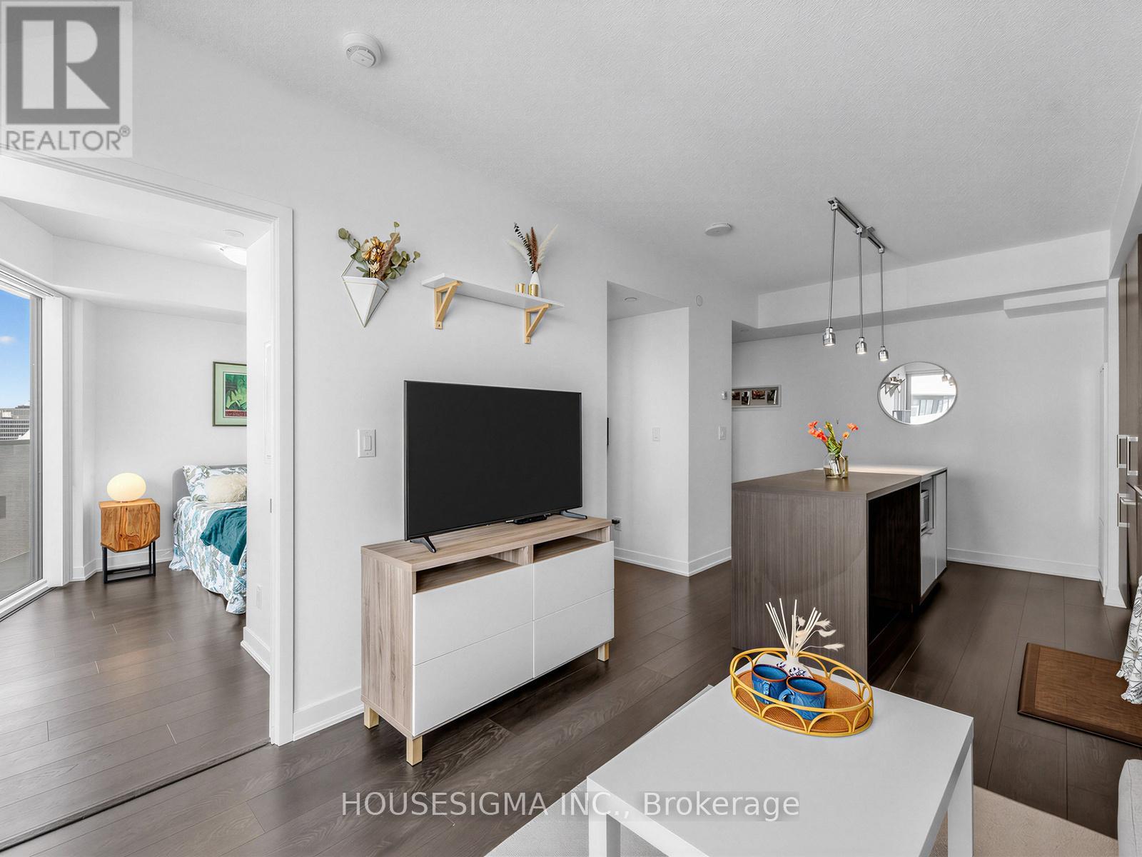 4001 - 88 Harbour Street, Toronto, Ontario  M5J 0C3 - Photo 10 - C12924456