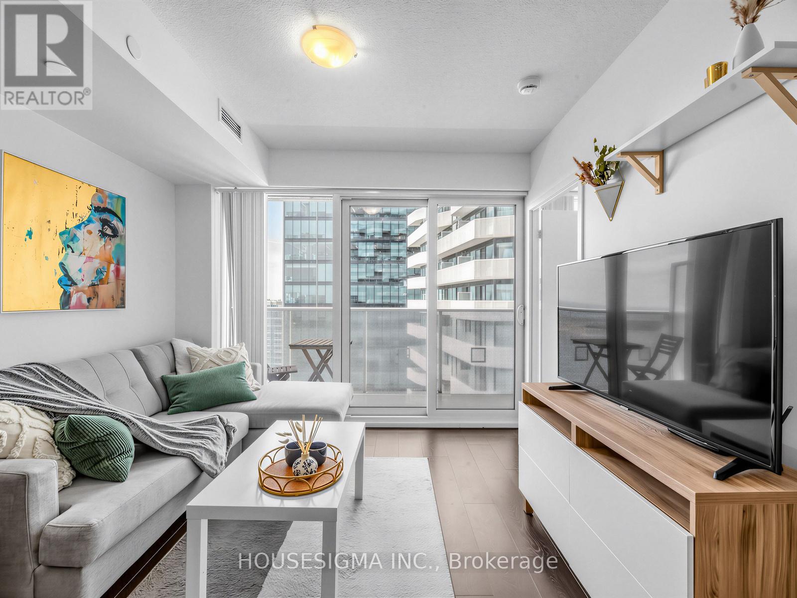 4001 - 88 Harbour Street, Toronto, Ontario  M5J 0C3 - Photo 12 - C12924456