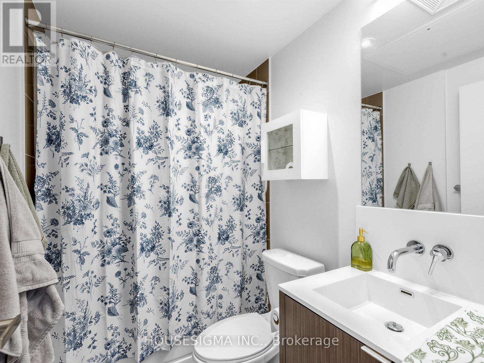 4001 - 88 Harbour Street, Toronto, Ontario  M5J 0C3 - Photo 19 - C12924456