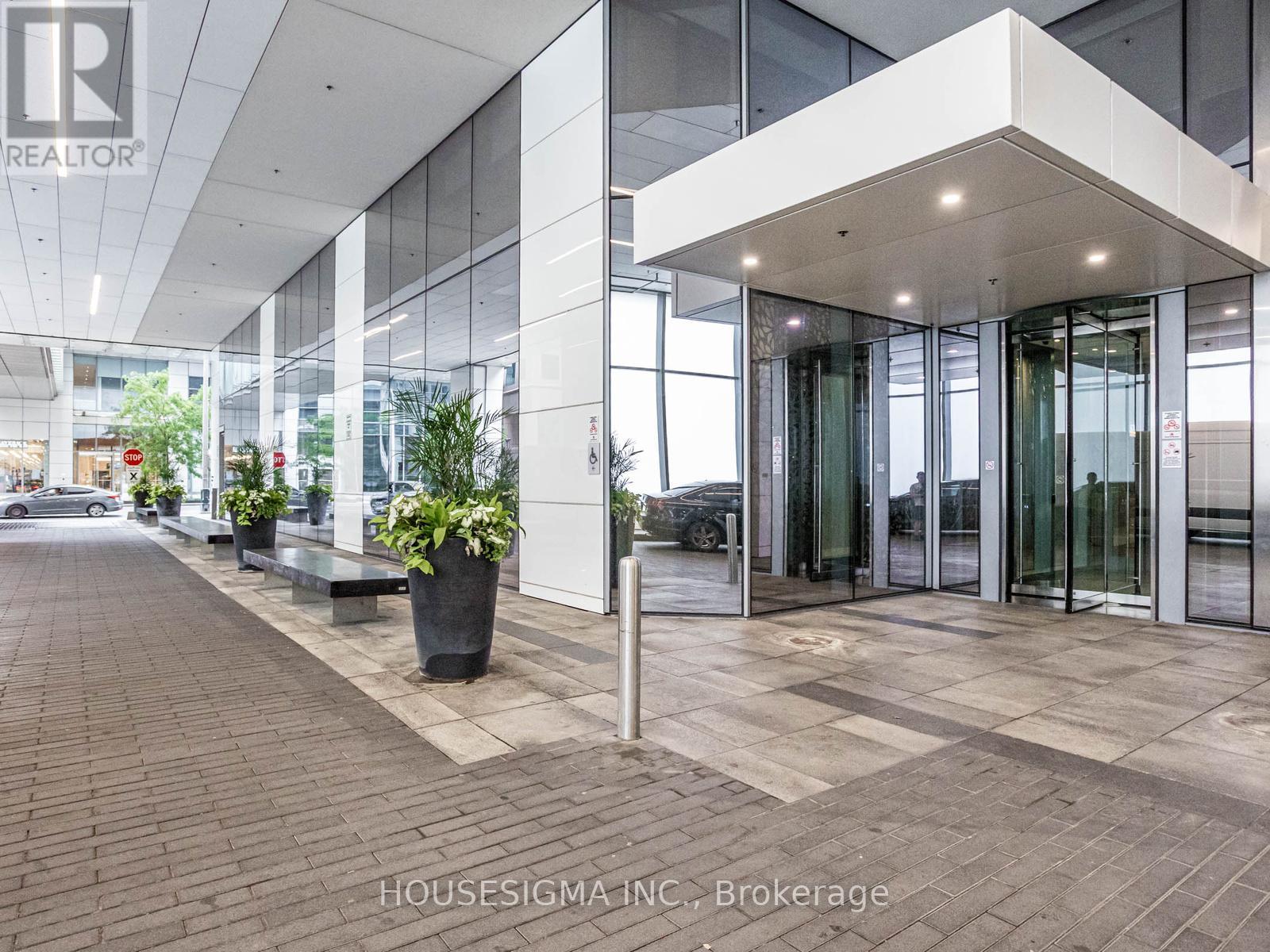 4001 - 88 Harbour Street, Toronto, Ontario  M5J 0C3 - Photo 31 - C12924456