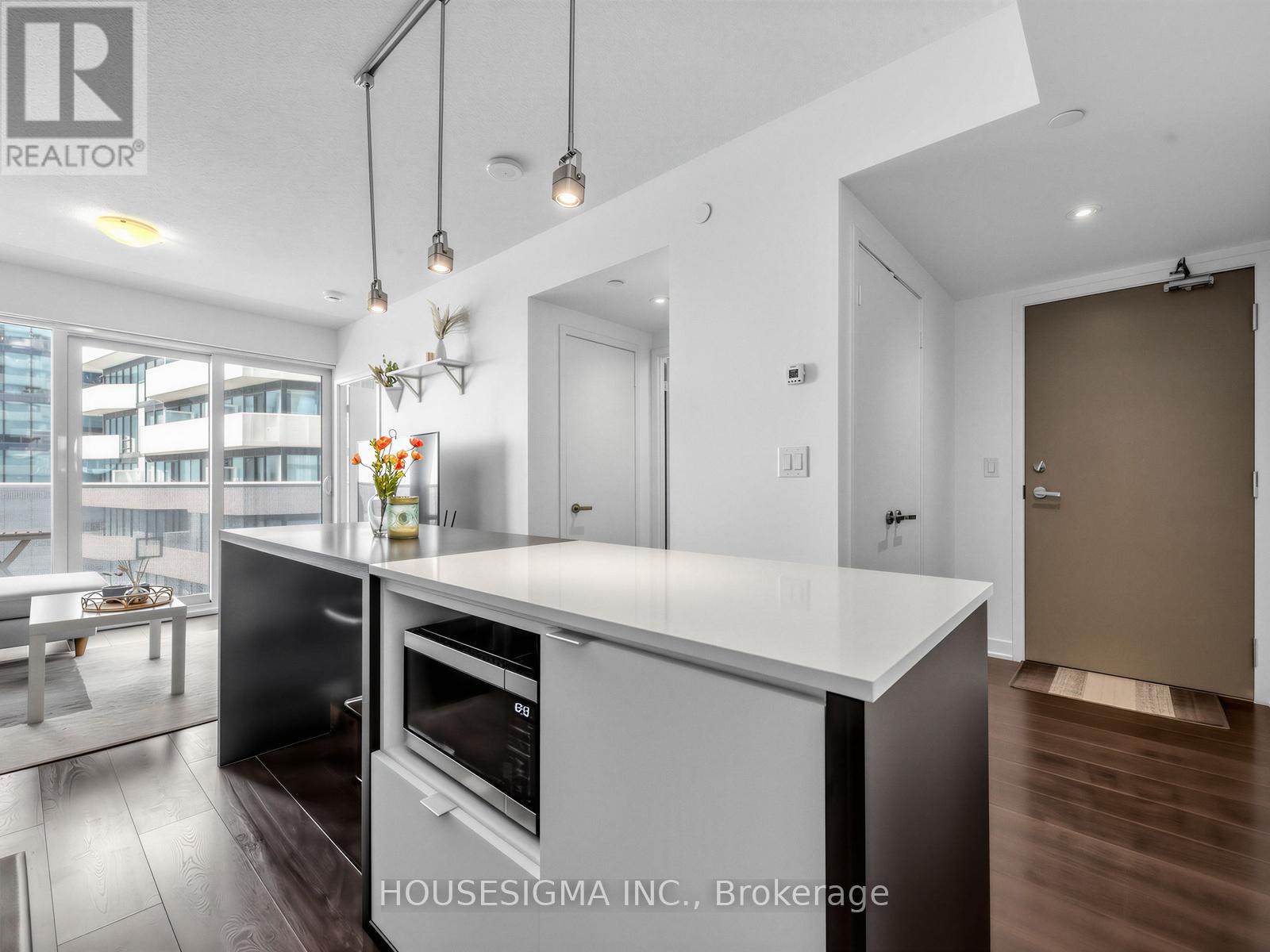 4001 - 88 Harbour Street, Toronto, Ontario  M5J 0C3 - Photo 7 - C12924456