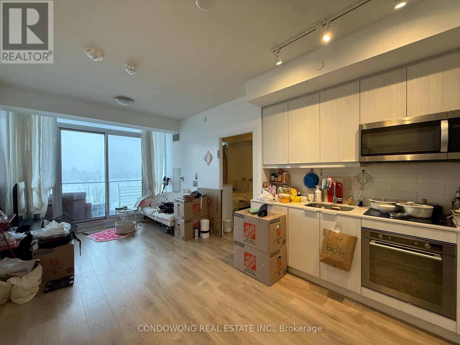 409 - 32 FOREST MANOR ROAD, Toronto, Ontario