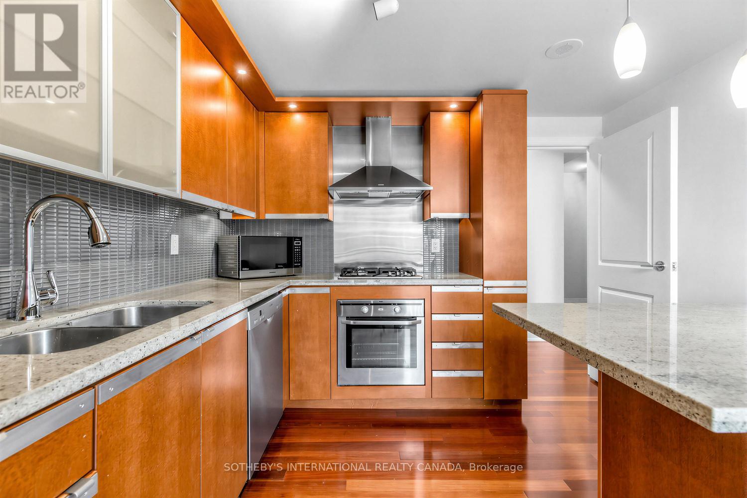 601 - 1430 Yonge Street, Toronto (Yonge-St. Clair), Ontario  M4T 1Y6 - Photo 13 - C12924536