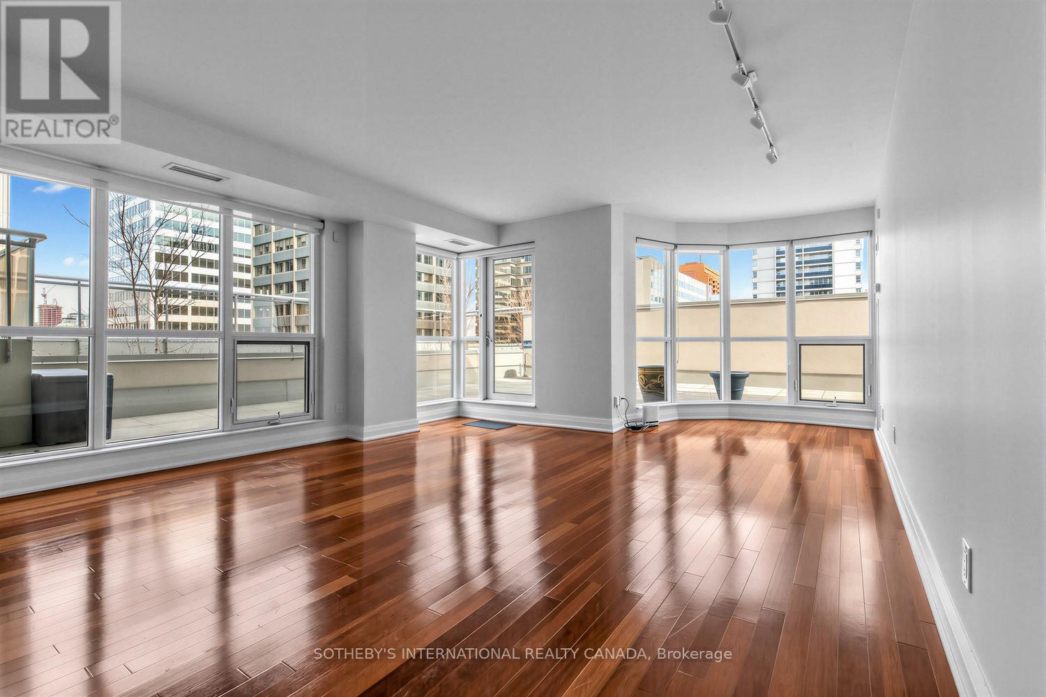 601 - 1430 Yonge Street, Toronto, Ontario  M4T 1Y6 - Photo 5 - C12924536