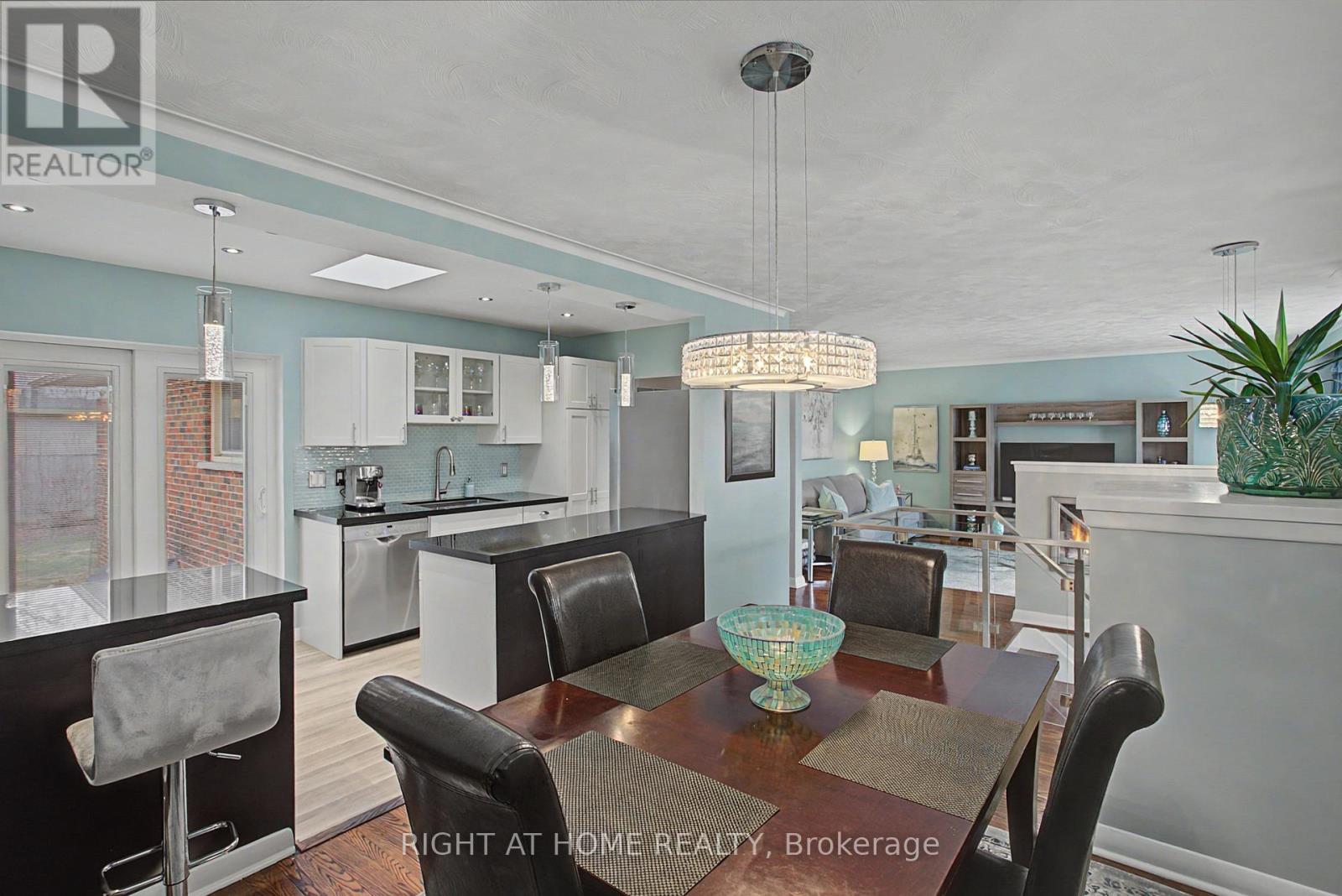 60 Lionel Heights Crescent, Toronto, Ontario  M3A 1M1 - Photo 9 - C12924540