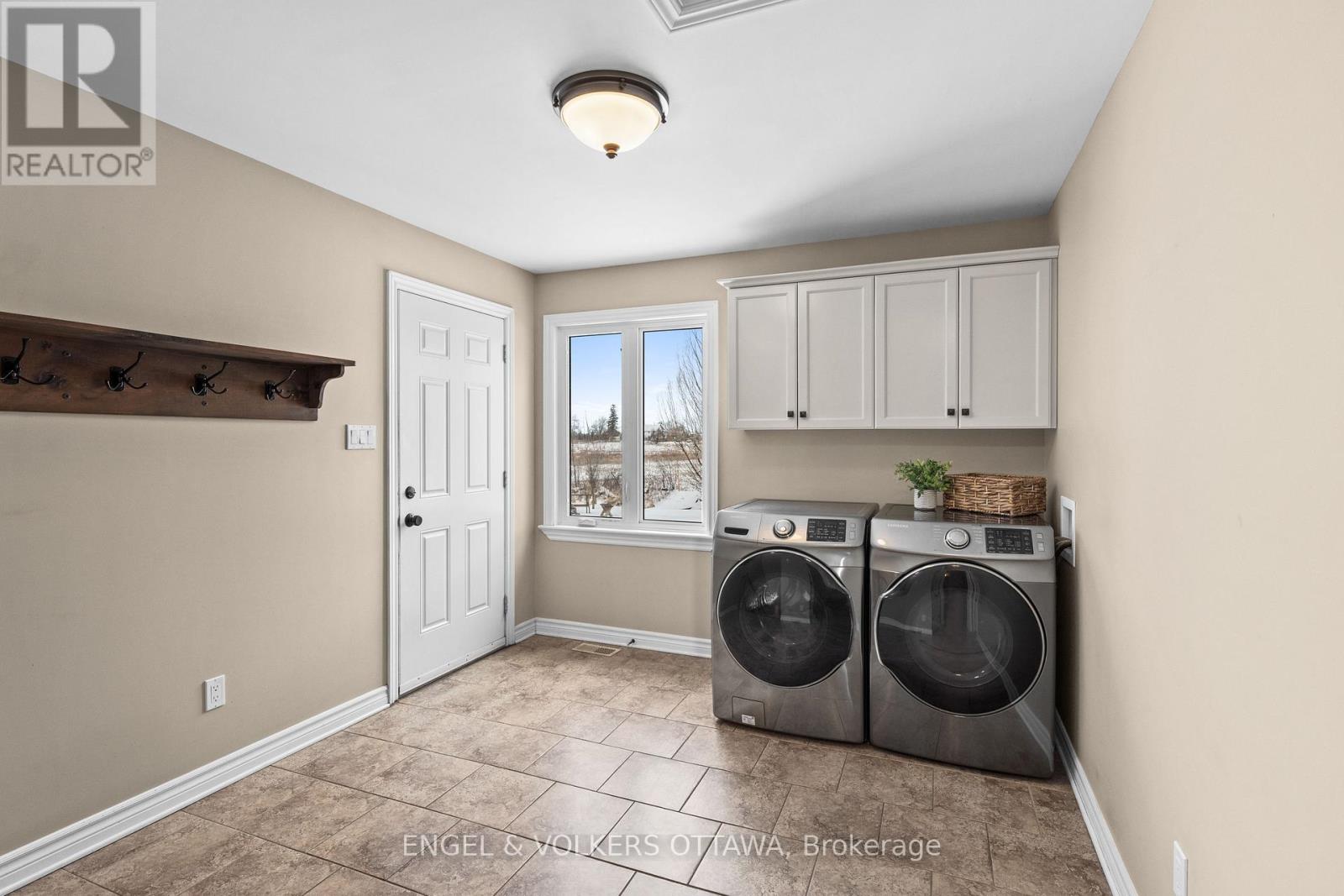 5579 Lombardy Drive, Ottawa, Ontario K0A 2W0 - Photo 25 - X12924440