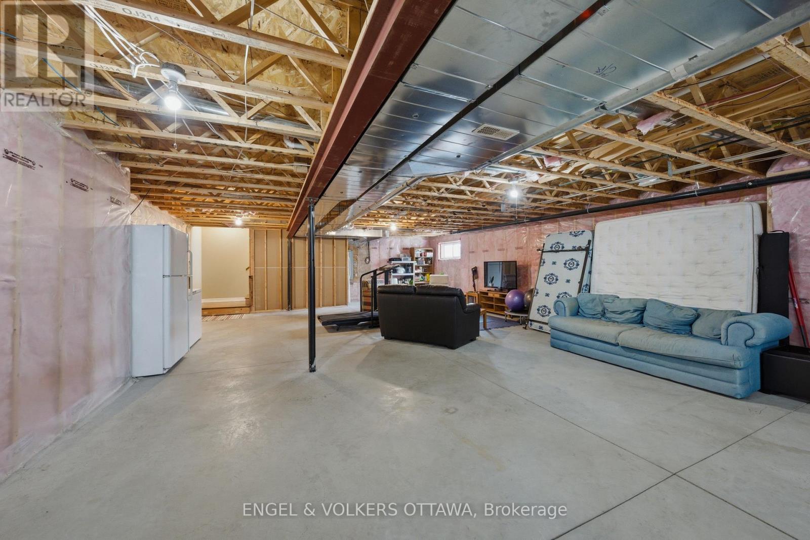 5579 Lombardy Drive, Ottawa, Ontario K0A 2W0 - Photo 26 - X12924440