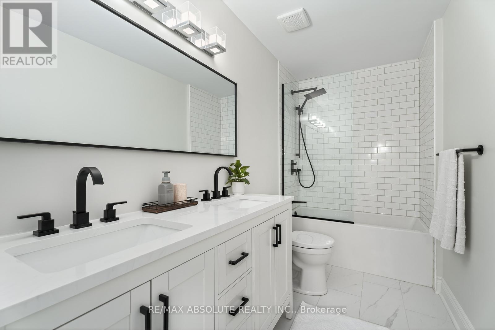 149 Lanigan Crescent, Ottawa, Ontario K2S 1G9 - Photo 29 - X12924526