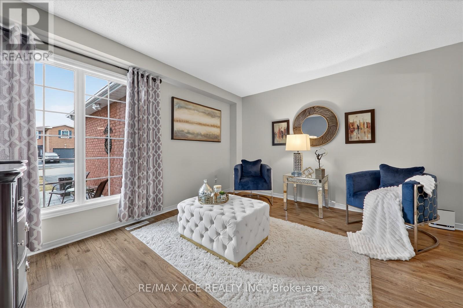 1 Aldcroft Crescent, Clarington, Ontario  L1C 4P2 - Photo 9 - E12924410