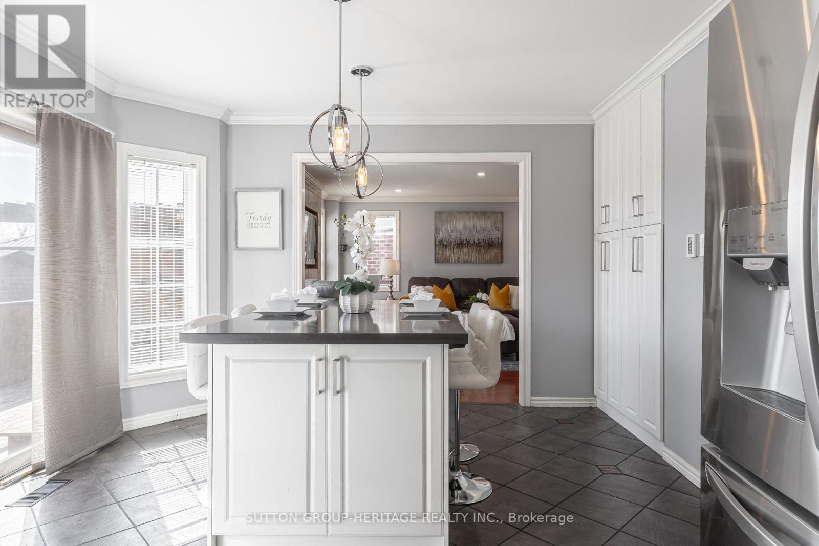 71 Todd Road, Ajax (Central West), Ontario  L1T 4C5 - Photo 16 - E12924424