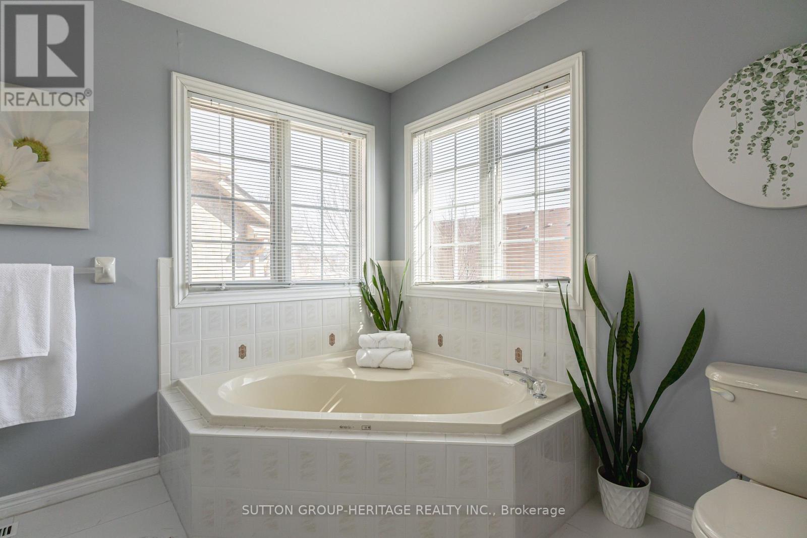 71 Todd Road, Ajax (Central West), Ontario  L1T 4C5 - Photo 29 - E12924424