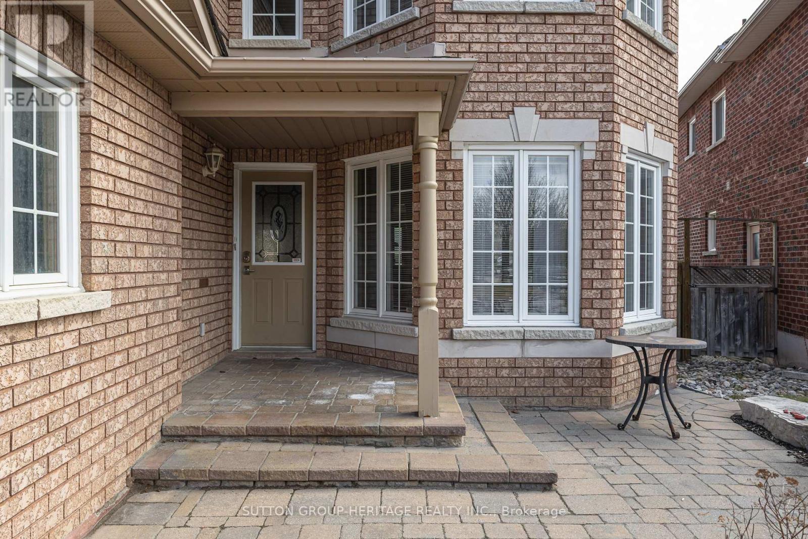 71 Todd Road, Ajax (Central West), Ontario  L1T 4C5 - Photo 3 - E12924424