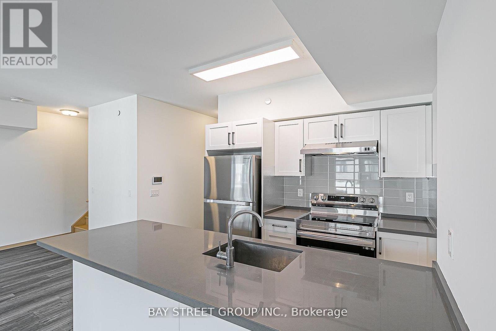 A311 - 3453 Victoria Park Avenue, Toronto, Ontario M1W 0A9 - Photo 15 - E12924474