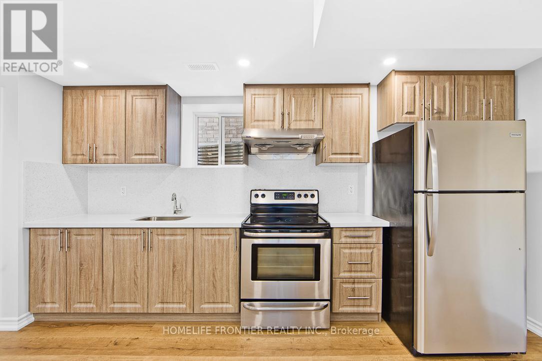 Lower - 311 Hinton Terrace, Milton, Ontario  L9E 1C8 - Photo 7 - W12903542