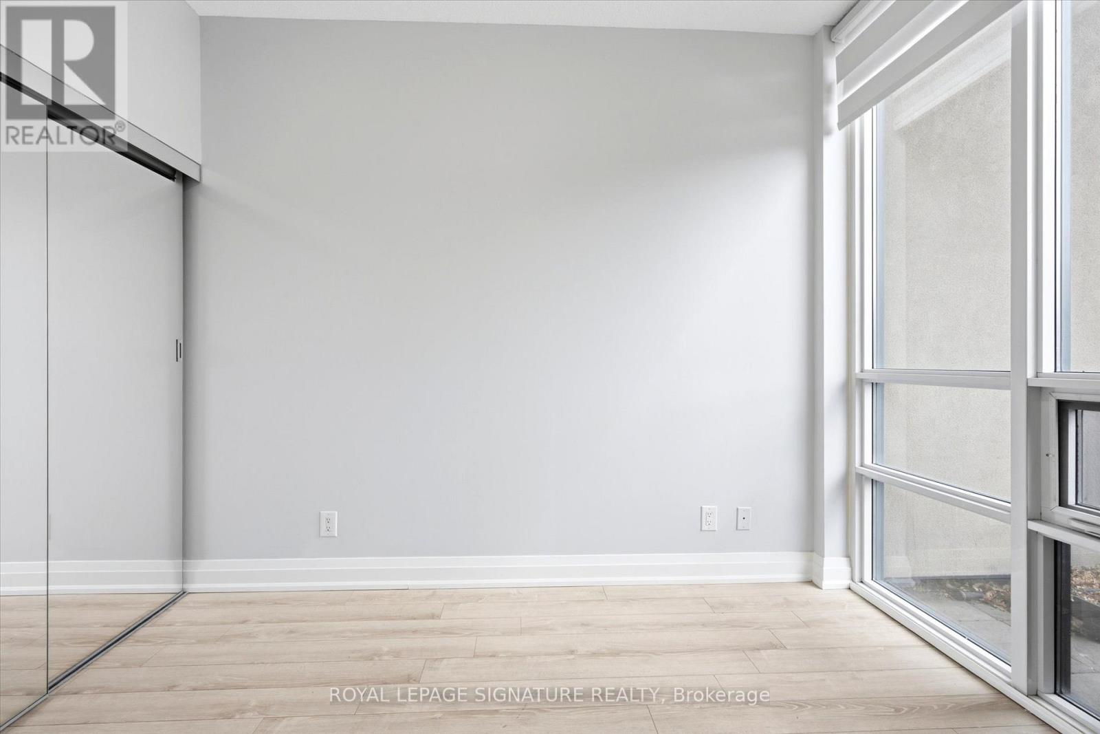 Gl5 - 6 Eva Road, Toronto, Ontario  M9C 0B1 - Photo 15 - W12924198