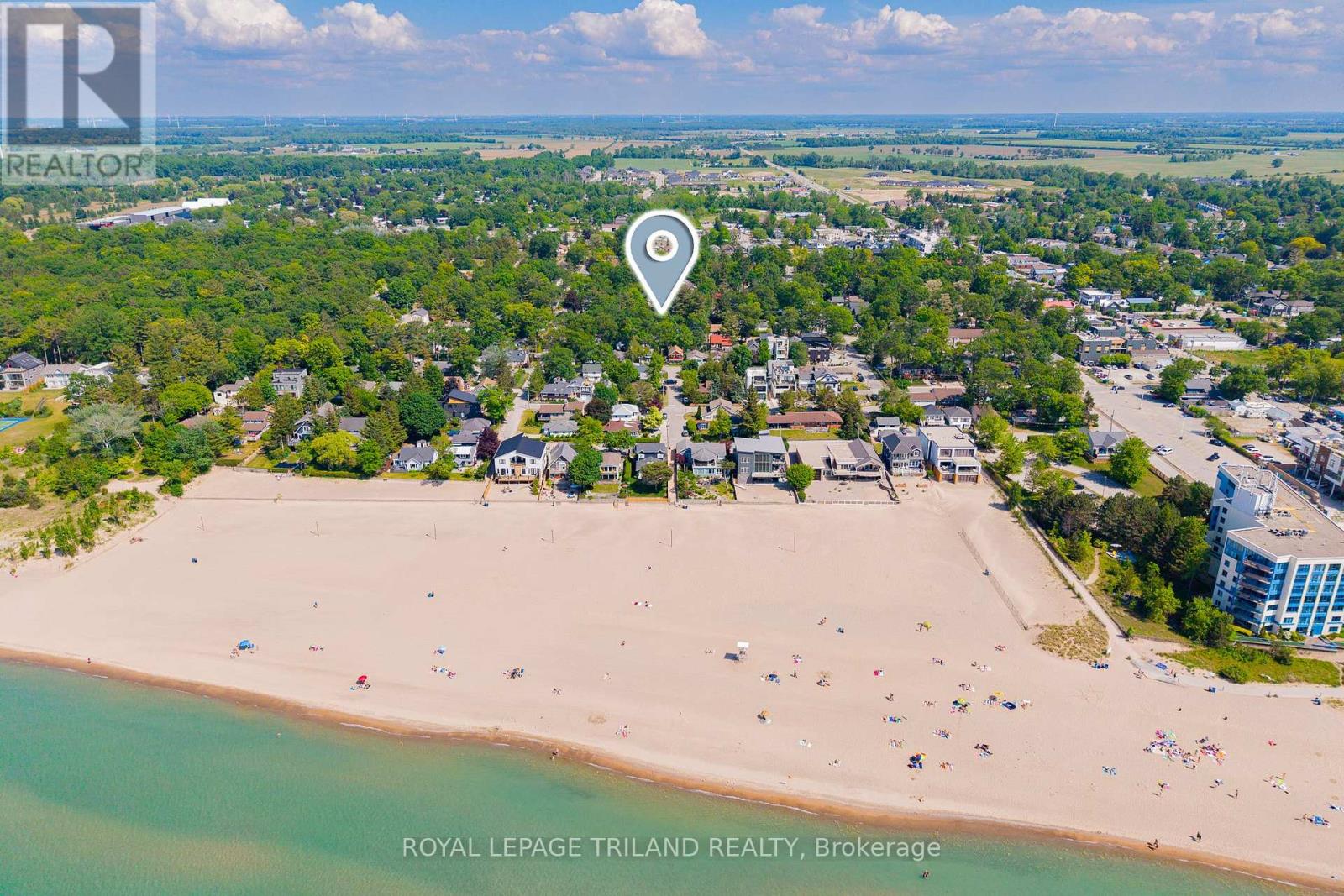 28 Elmwood Avenue, Lambton Shores, Ontario  N0M 1T0 - Photo 5 - X12924414