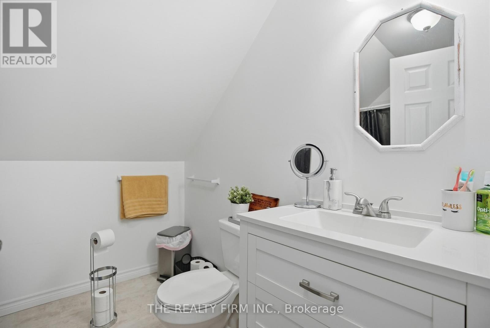 521 Ontario Street, Warwick, Ontario  N0M 2S0 - Photo 29 - X12924434