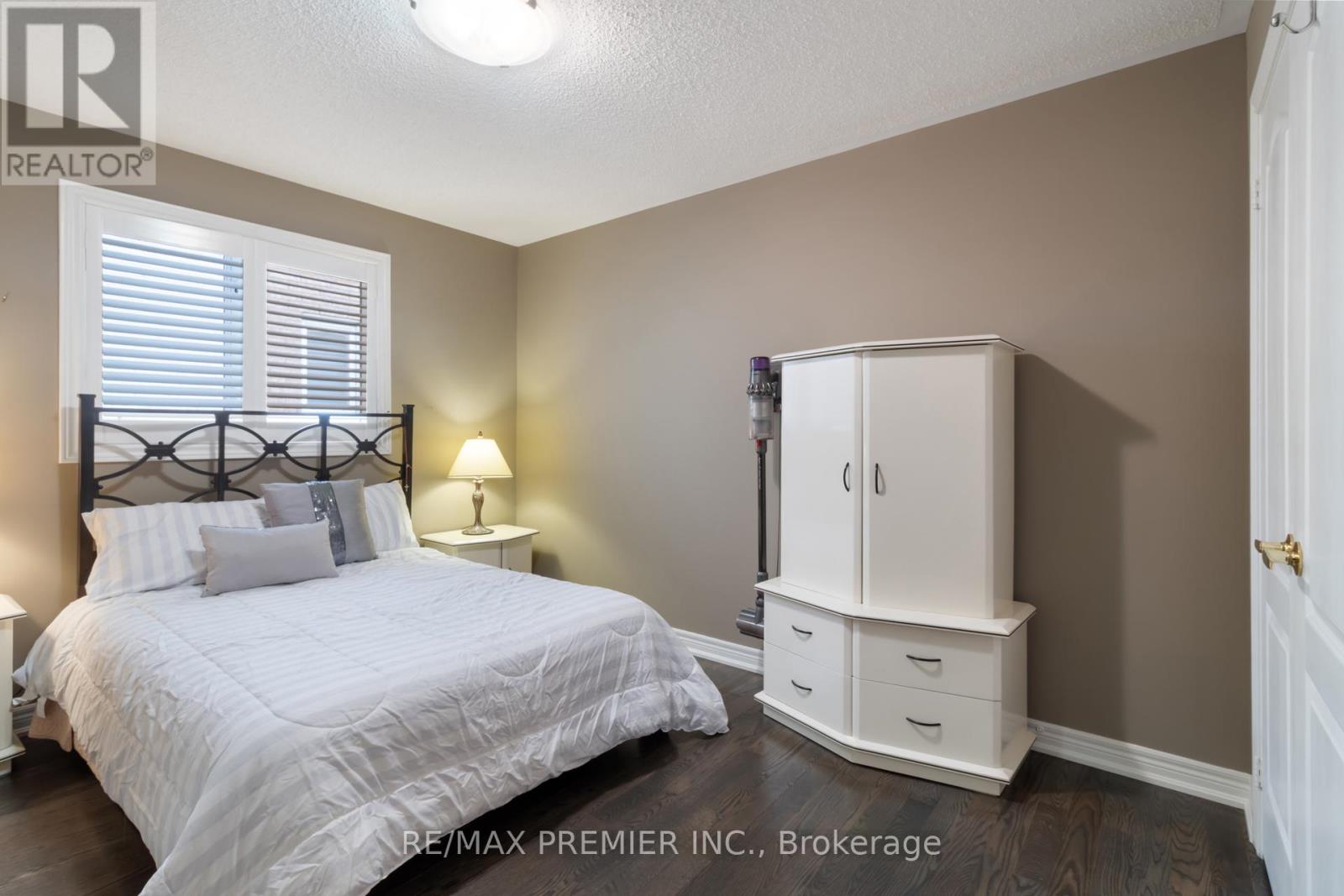 78 Rosanna Crescent, Vaughan, Ontario L6A 3E3 - Photo 18 - N12924412