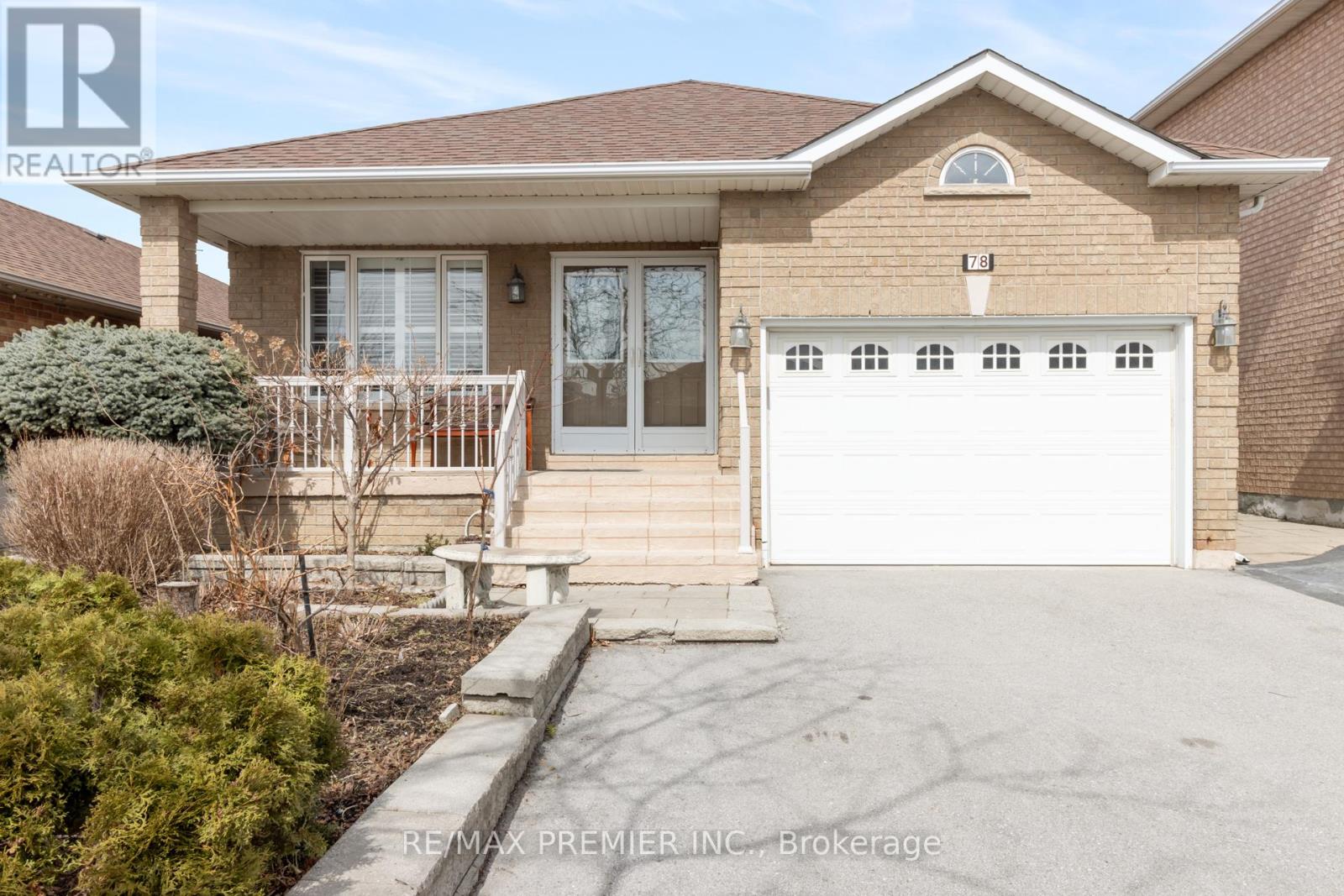 78 Rosanna Crescent, Vaughan, Ontario L6A 3E3 - Photo 2 - N12924412