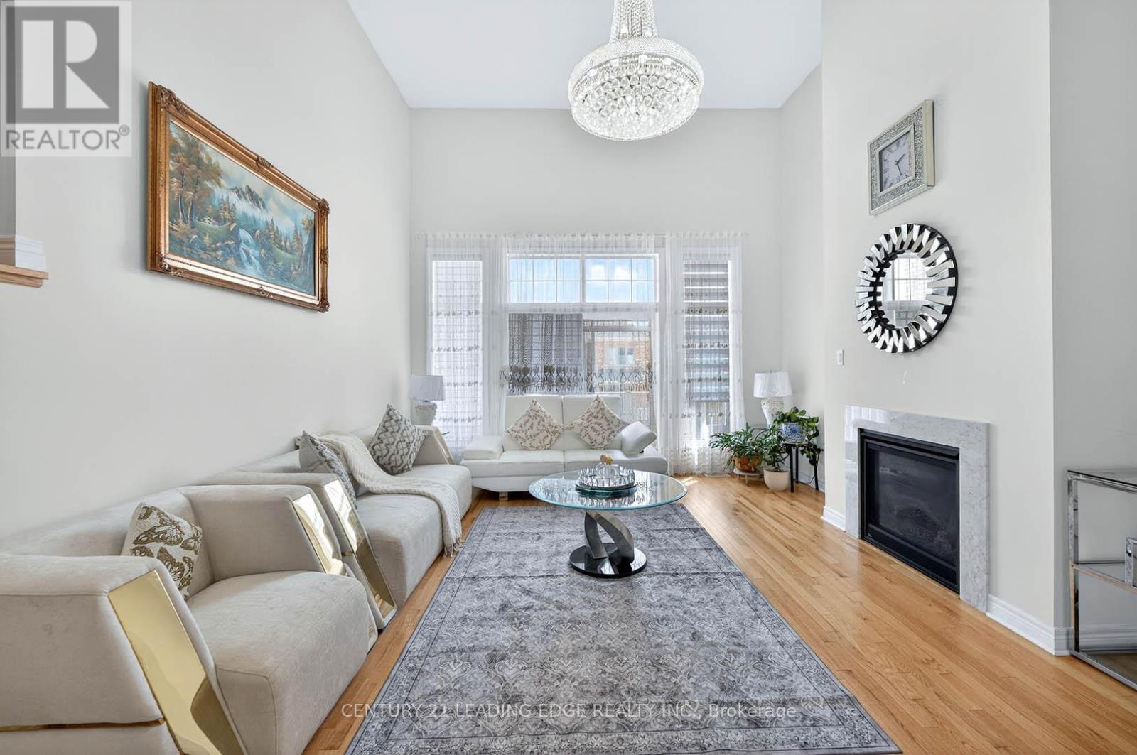 34 Buttonleaf Crescent, Whitchurch-Stouffville, Ontario  L4A 4P5 - Photo 17 - N12924422