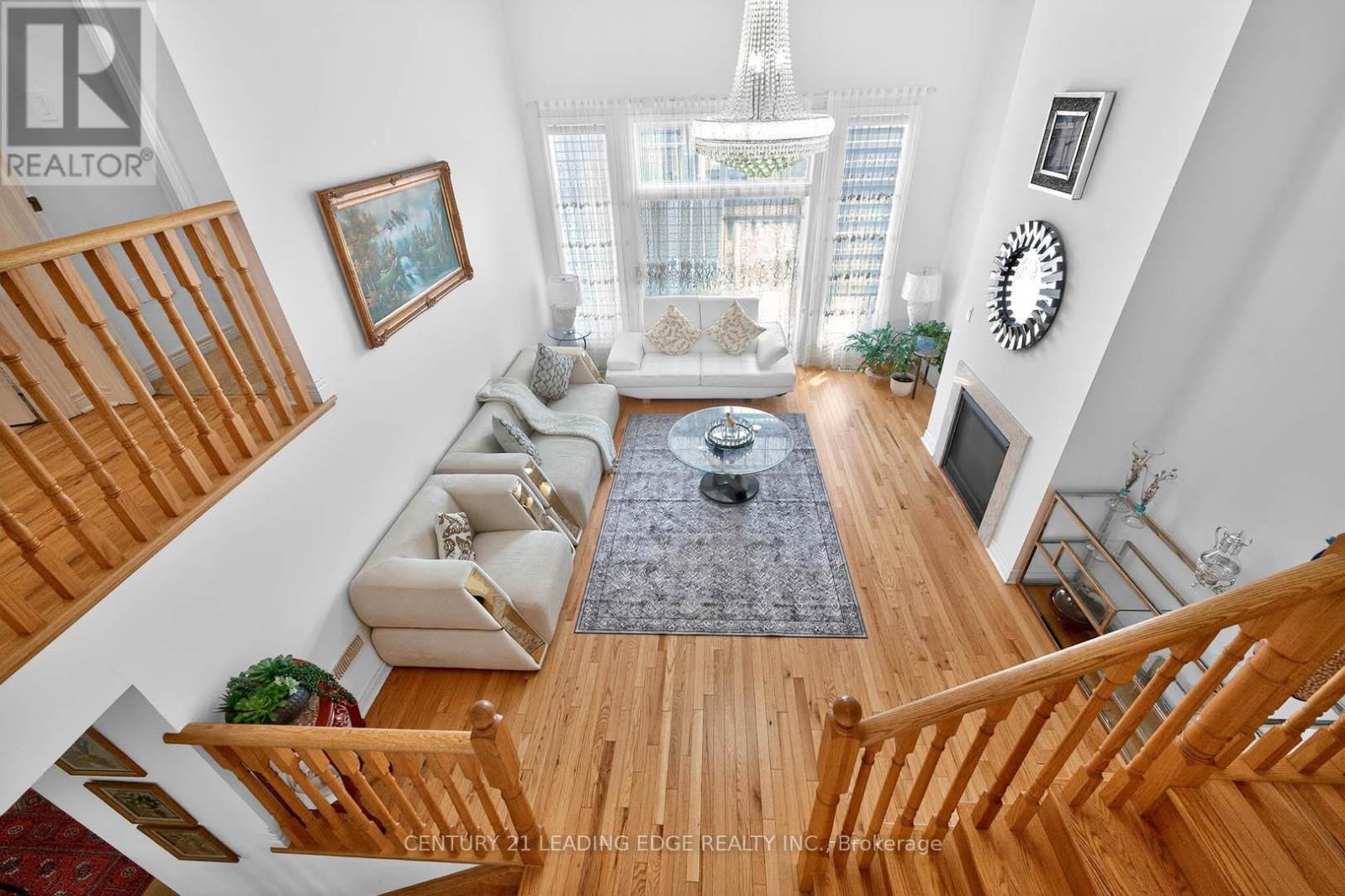 34 Buttonleaf Crescent, Whitchurch-Stouffville, Ontario  L4A 4P5 - Photo 19 - N12924422