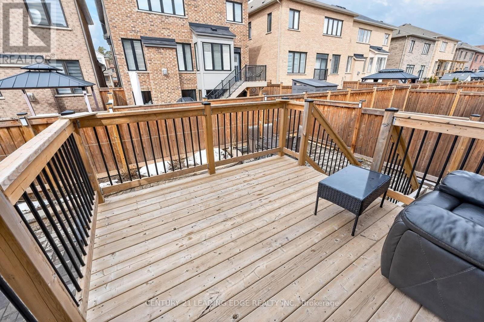 34 Buttonleaf Crescent, Whitchurch-Stouffville, Ontario  L4A 4P5 - Photo 47 - N12924422