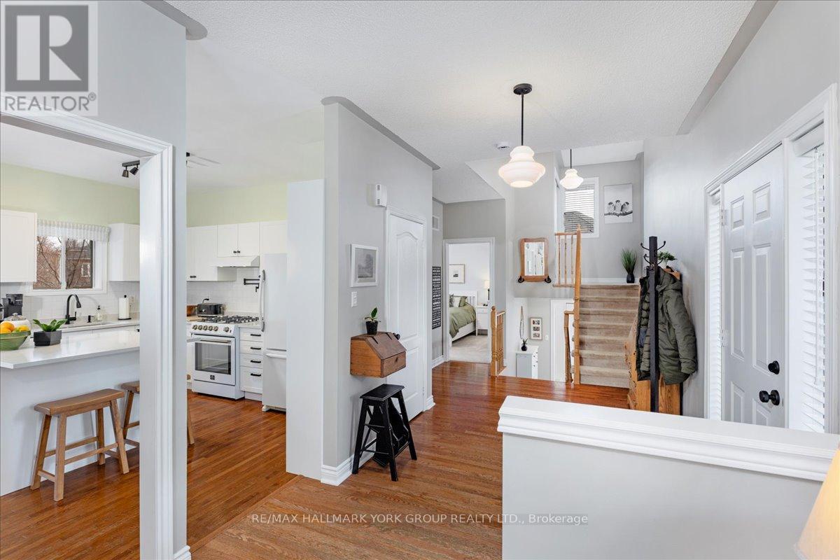 22 Margaret Place, Georgina, Ontario  L4P 3X2 - Photo 13 - N12924592