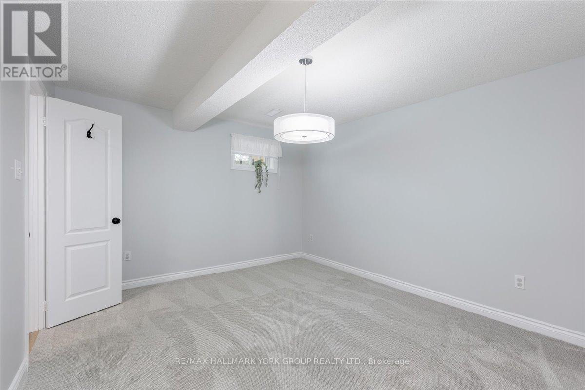 22 Margaret Place, Georgina, Ontario  L4P 3X2 - Photo 32 - N12924592