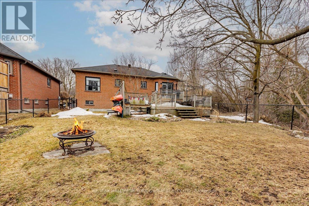 22 Margaret Place, Georgina, Ontario  L4P 3X2 - Photo 37 - N12924592