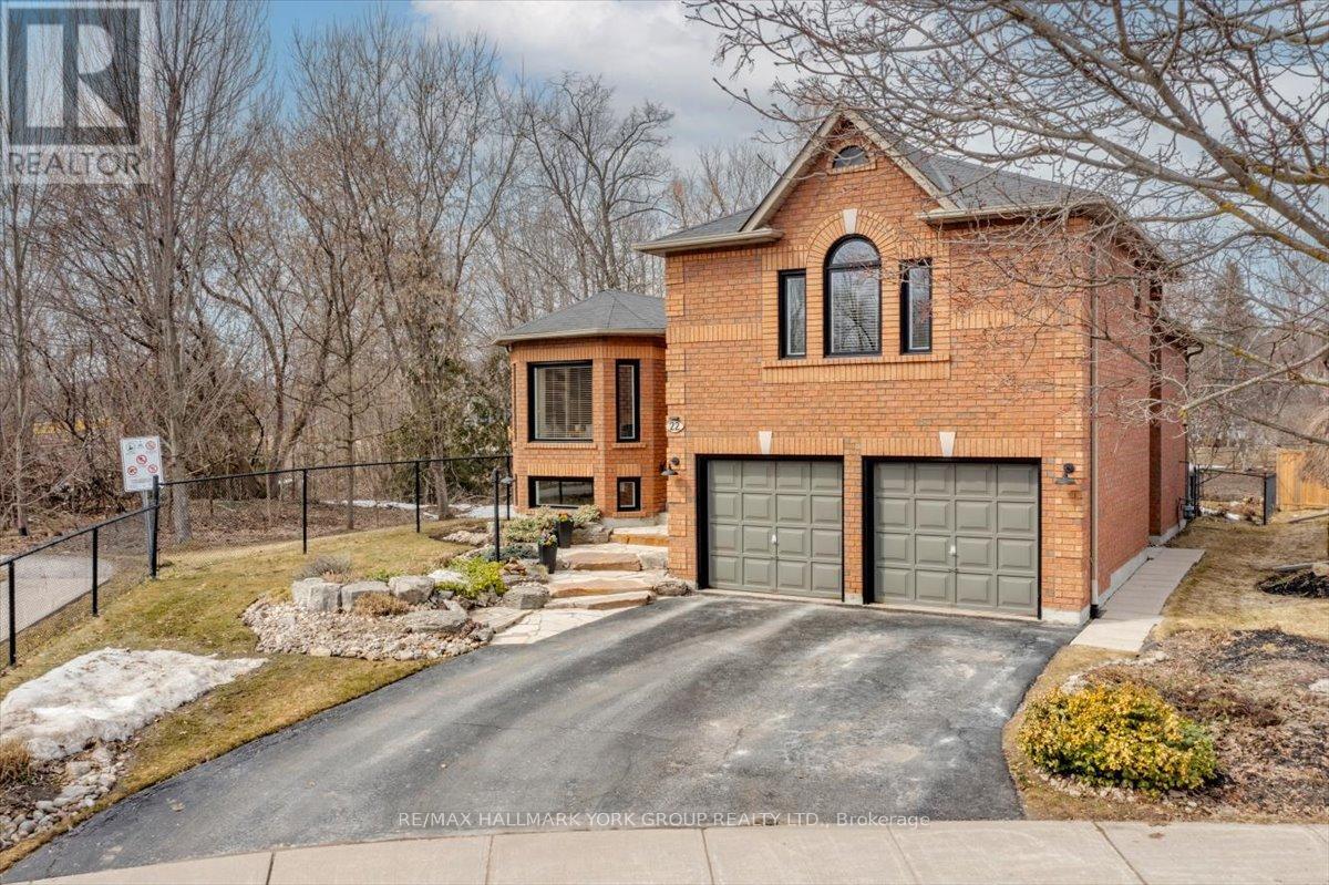 22 Margaret Place, Georgina, Ontario  L4P 3X2 - Photo 5 - N12924592