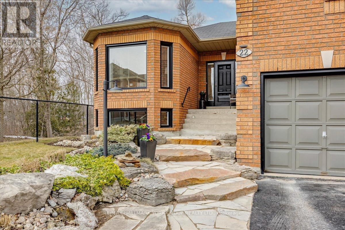 22 Margaret Place, Georgina, Ontario  L4P 3X2 - Photo 7 - N12924592