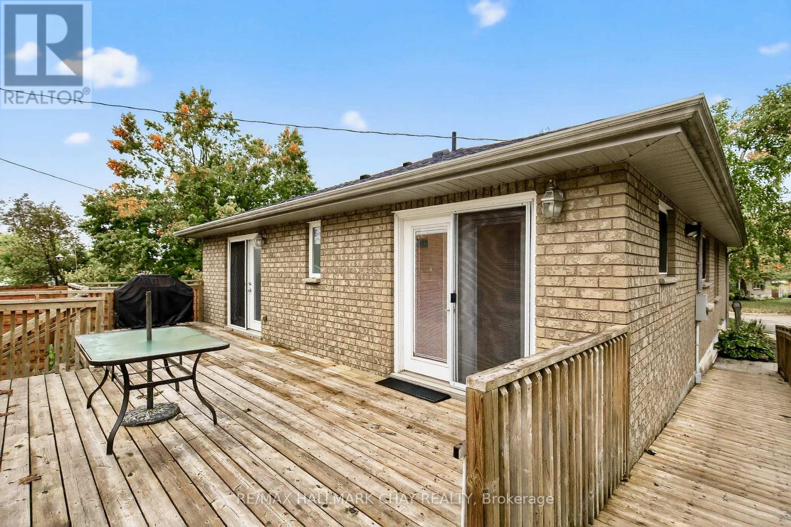 29 Oakley Park Square, Barrie (Wellington), Ontario  L4M 2K2 - Photo 27 - S12924452