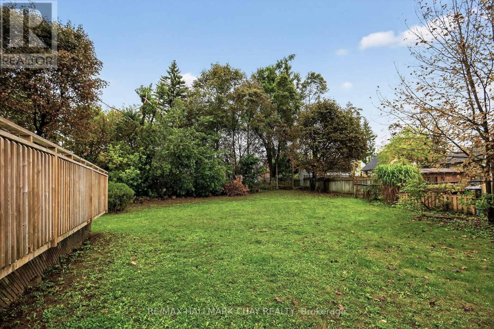 29 Oakley Park Square, Barrie (Wellington), Ontario  L4M 2K2 - Photo 31 - S12924452